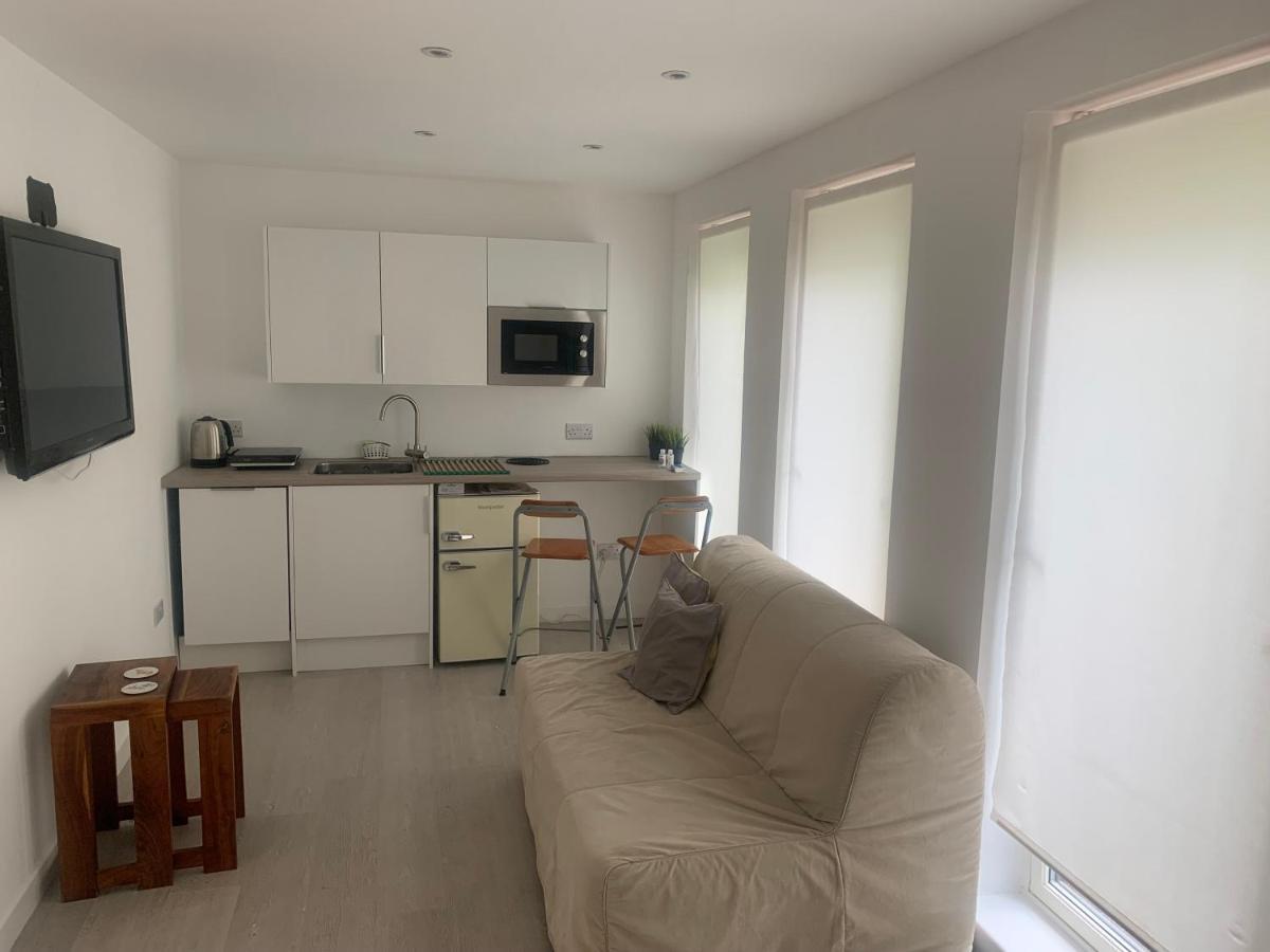 1-Bedroom Apartment Next To University Bridge of Allan Esterno foto