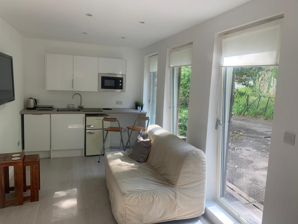 1-Bedroom Apartment Next To University Bridge of Allan Esterno foto