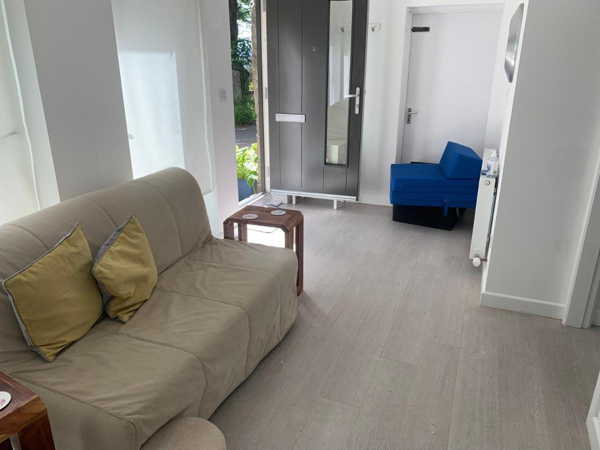 1-Bedroom Apartment Next To University Bridge of Allan Esterno foto